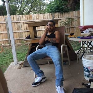 Meet your Posher, Victor